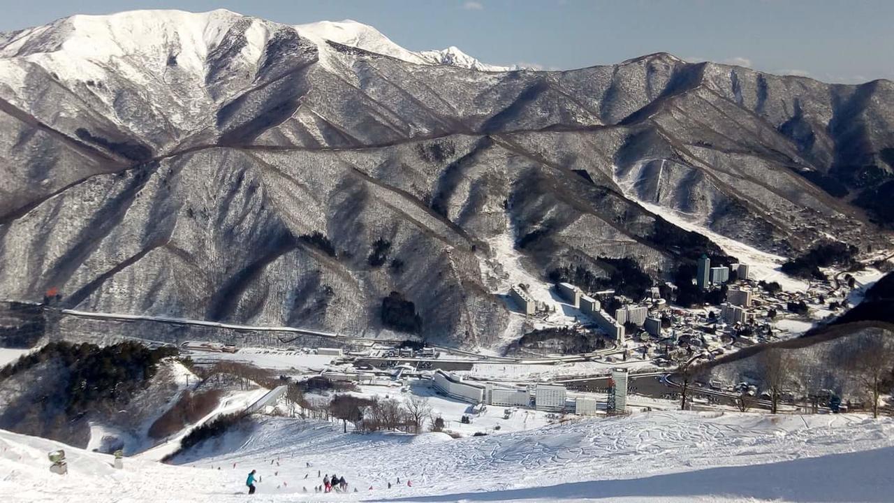 ホテルNaeba Mikuniso 草津市 エクステリア 写真